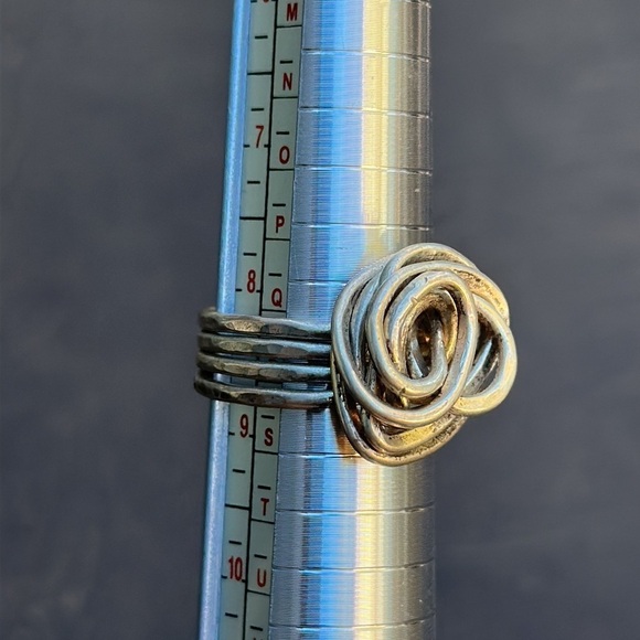 Silver coiled ring, wrapped 8 1/2 Sterling - Picture 4 of 6